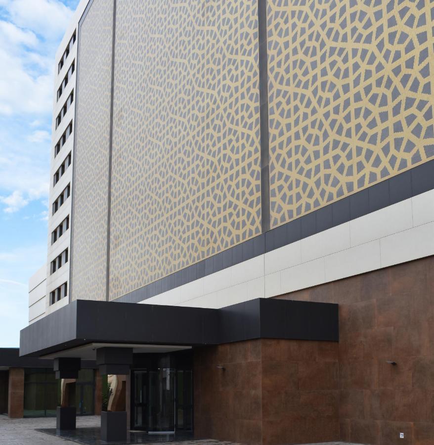 Az Hotels Grand Oran Es Senia Exteriör bild