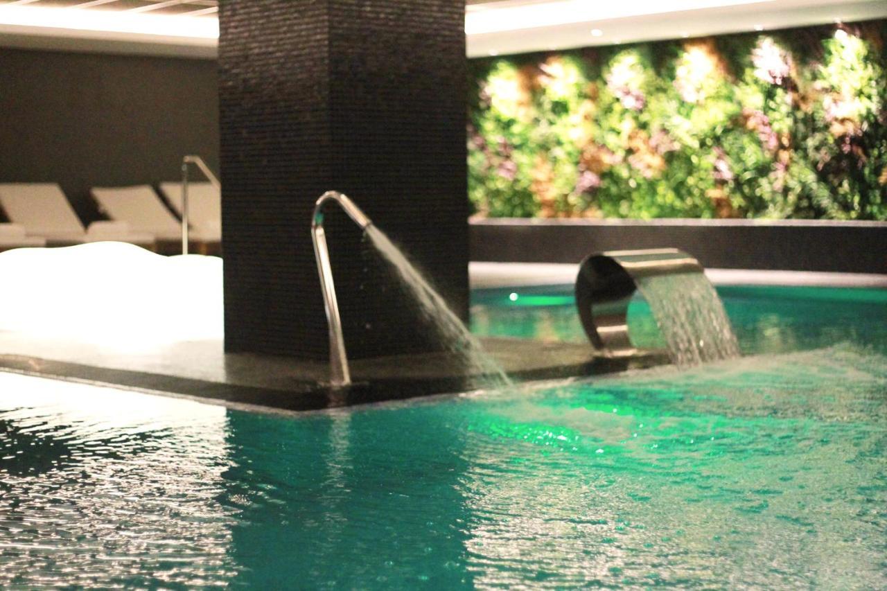 Az Hotels Grand Oran Es Senia Exteriör bild